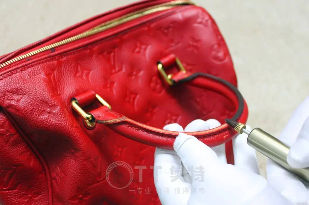 美女企业高管们，LV能不这样吗？