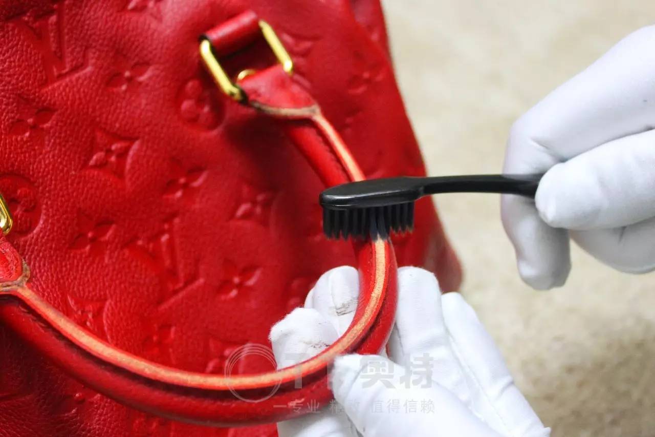 美女企业高管们，LV能不这样吗？