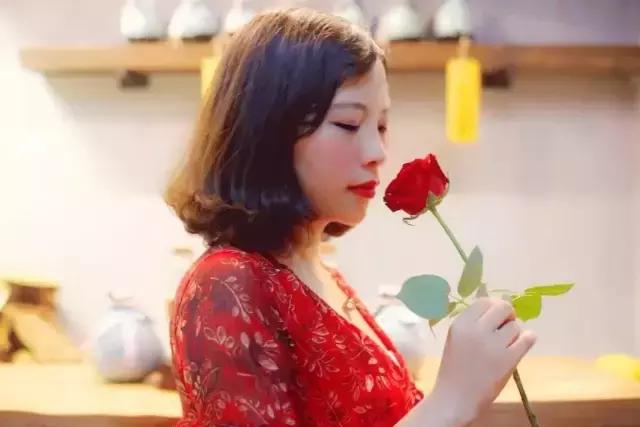 三个长沙文青用一壶桃花酒将冬瓜山的“*欲肉**”酿成一缕清香！