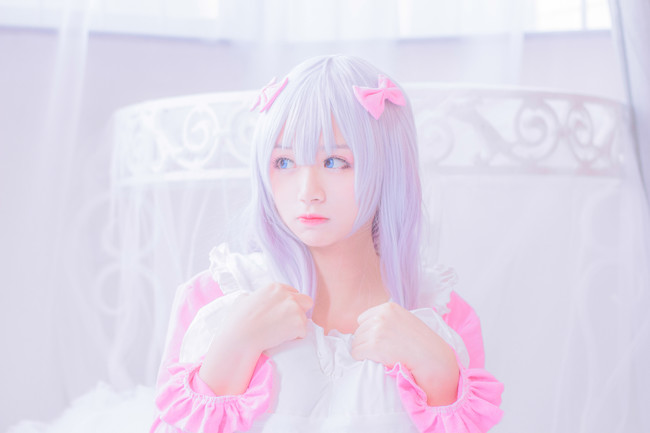 cos二次元少女漫画,双马尾动漫少女cos可爱