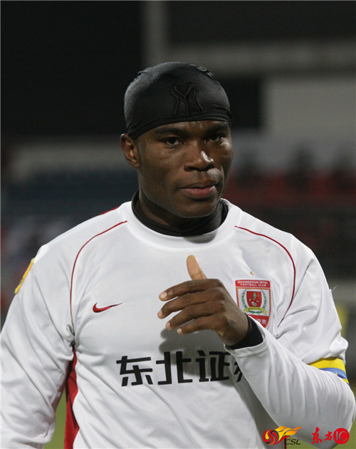 中超勿忘我第九期：亚泰四哥卡巴雷罗缔造冠军的洪都拉斯铁卫