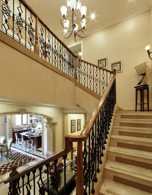 自建别墅楼梯怎么装修的,农村别墅楼梯怎么装好看