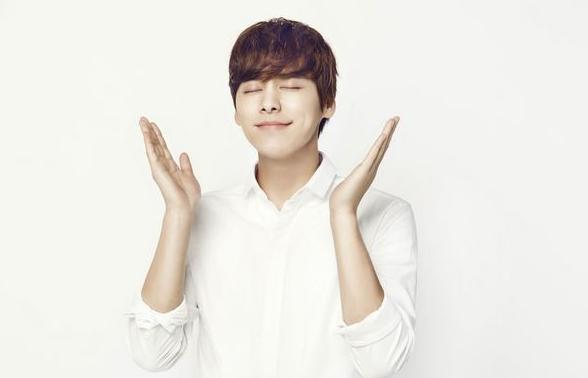 男士去除黑头,男士如何去除黑头的最有效方法