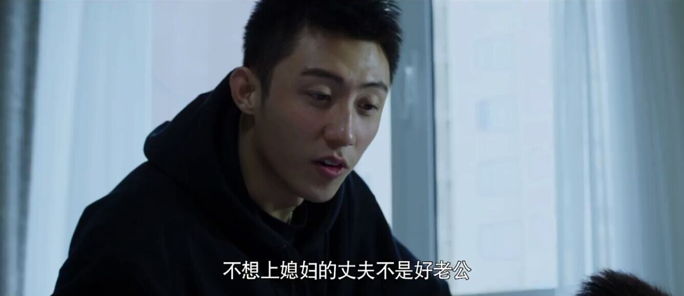 跟室友关系好是什么体验,发现室友是妹子是什么体验