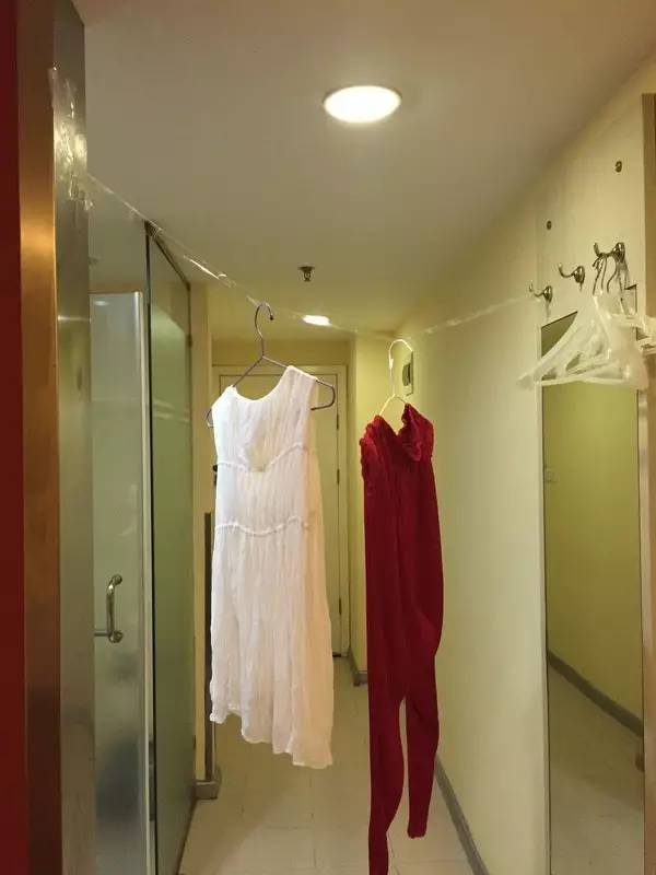 住过那么多酒店，却依旧不懂得如何晒衣服