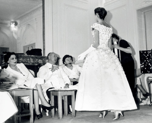 迷恋香水，以时装之名