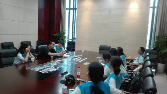 缇庨亣鑹鸿,涓浗缇庢湳瀛﹂櫌缇庨亣鑹鸿