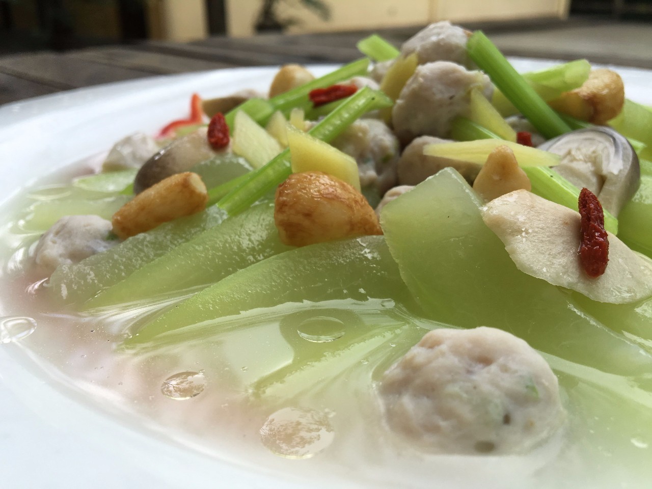 灏忔殤鑷崇洓澶忓杩欎簺椋熺墿娓呭噳娑堟殤,鍋氬悆鐡滅兢浼椾韩娓呭噳澶忔棩