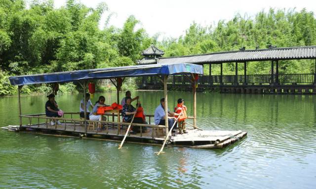 四川热天去哪玩凉快又好玩,四川竹海旅游推荐