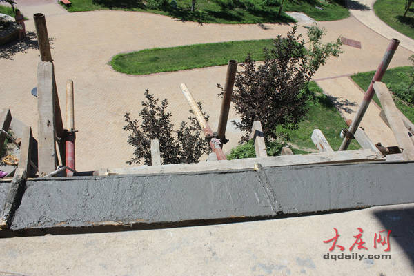 创业城房子漏水不给修,创业城房子裂痕