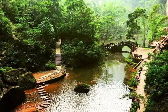 四川热天去哪玩凉快又好玩,四川竹海旅游推荐