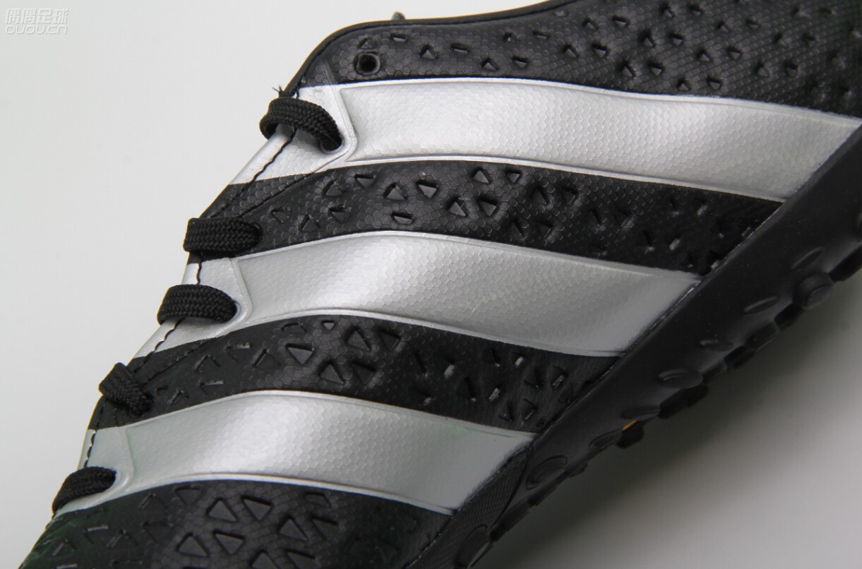 性价比之选-阿迪达斯ACE16.3AGamp;16.4TF横向对比