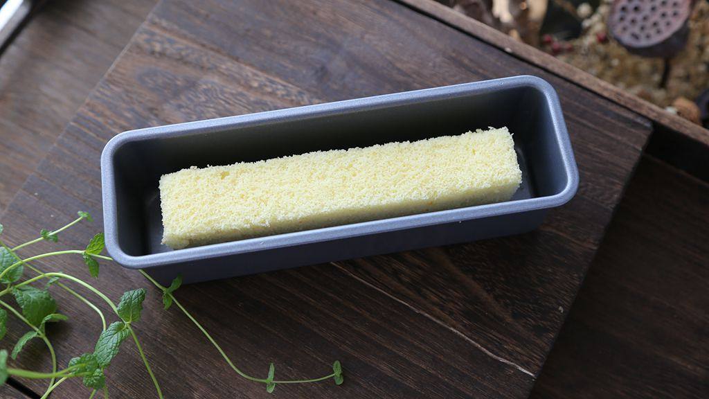 用鹌鹑蛋做迷你冰激凌蛋糕怎么做,低脂火龙果吐司冰激凌蛋糕做法