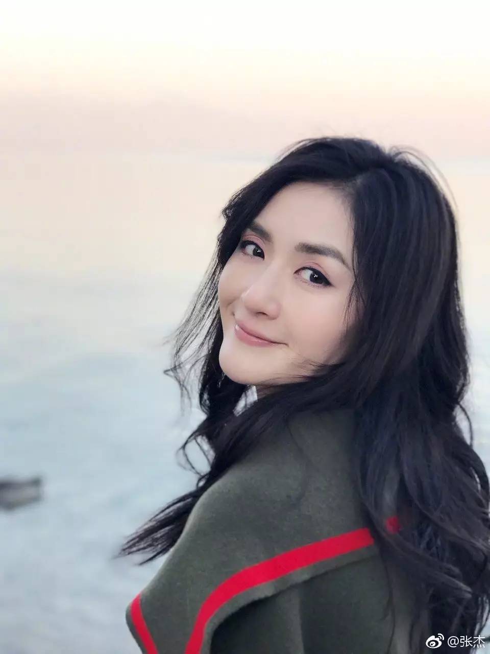 谢娜张杰最新情况,张杰被黑高能版就是爱