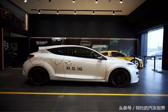 短小精悍，十大两厢钢炮汽车大排行，第一名是绝对王者