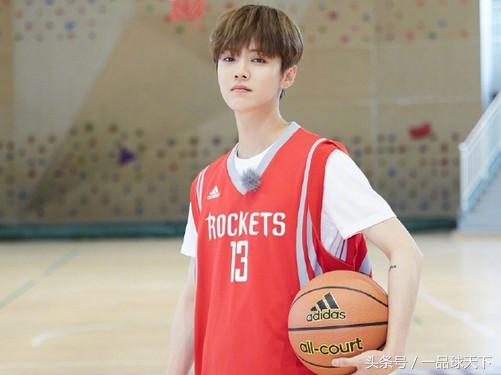 李晨晃倒马布里是什么节目,鹿晗李晨斗牛马布里