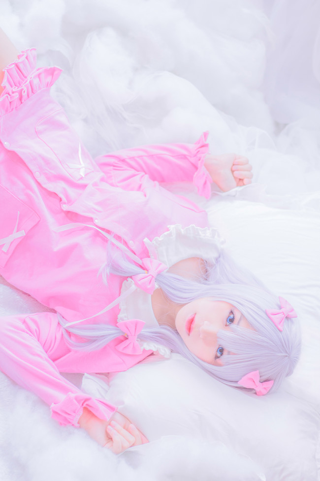 cos二次元少女漫画,双马尾动漫少女cos可爱