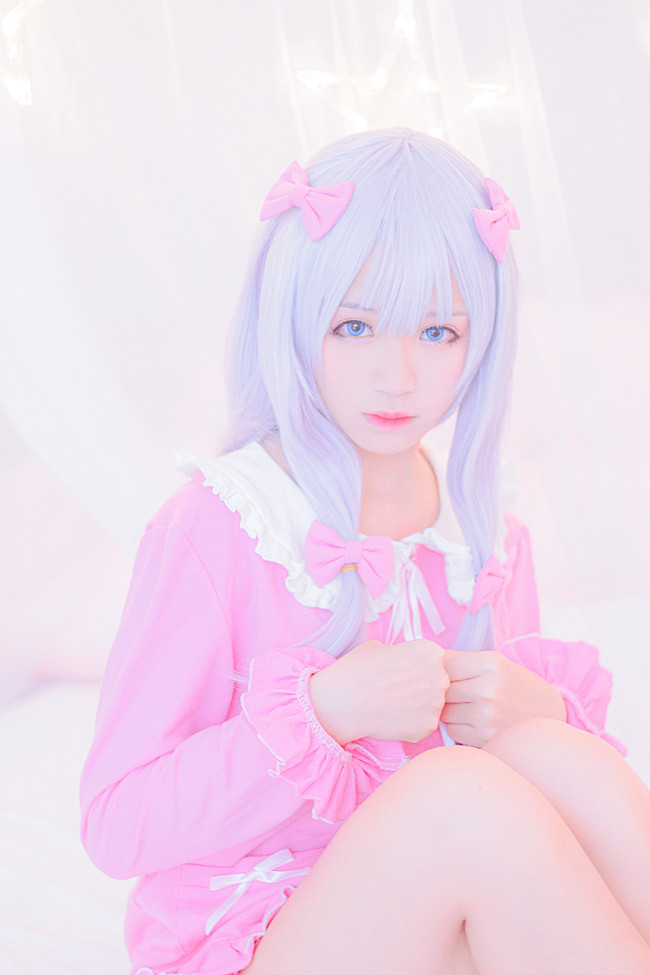 cos二次元少女漫画,双马尾动漫少女cos可爱