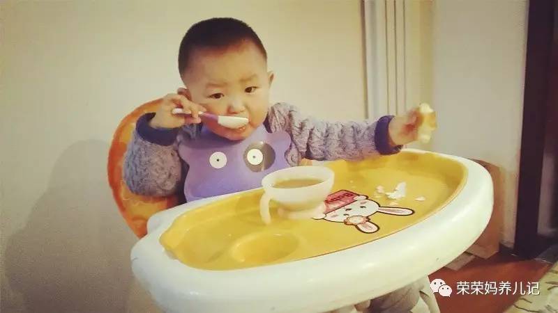 喂一个孩子长大竟然需要用这么多碗？细数各种类型的辅食碗优劣