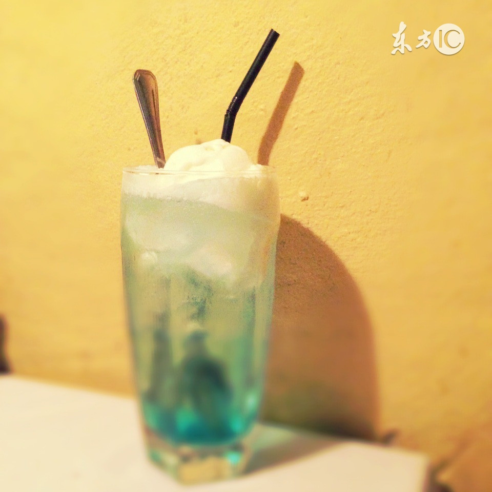 生活小妙招：教你如何去除鼻子上的“黑头”，让你不再烦恼！