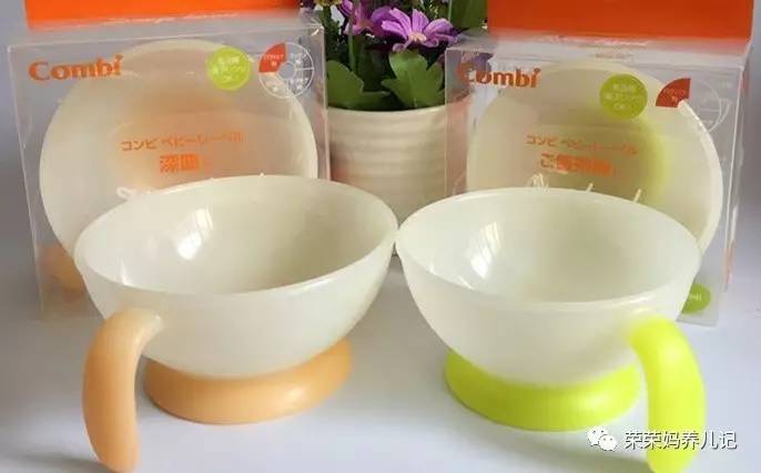 喂一个孩子长大竟然需要用这么多碗？细数各种类型的辅食碗优劣