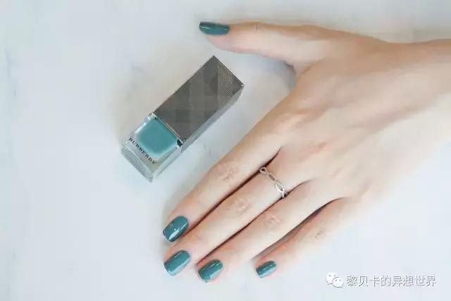 夏日冰透色指甲油,夏季指甲油又显白又霸气的颜色