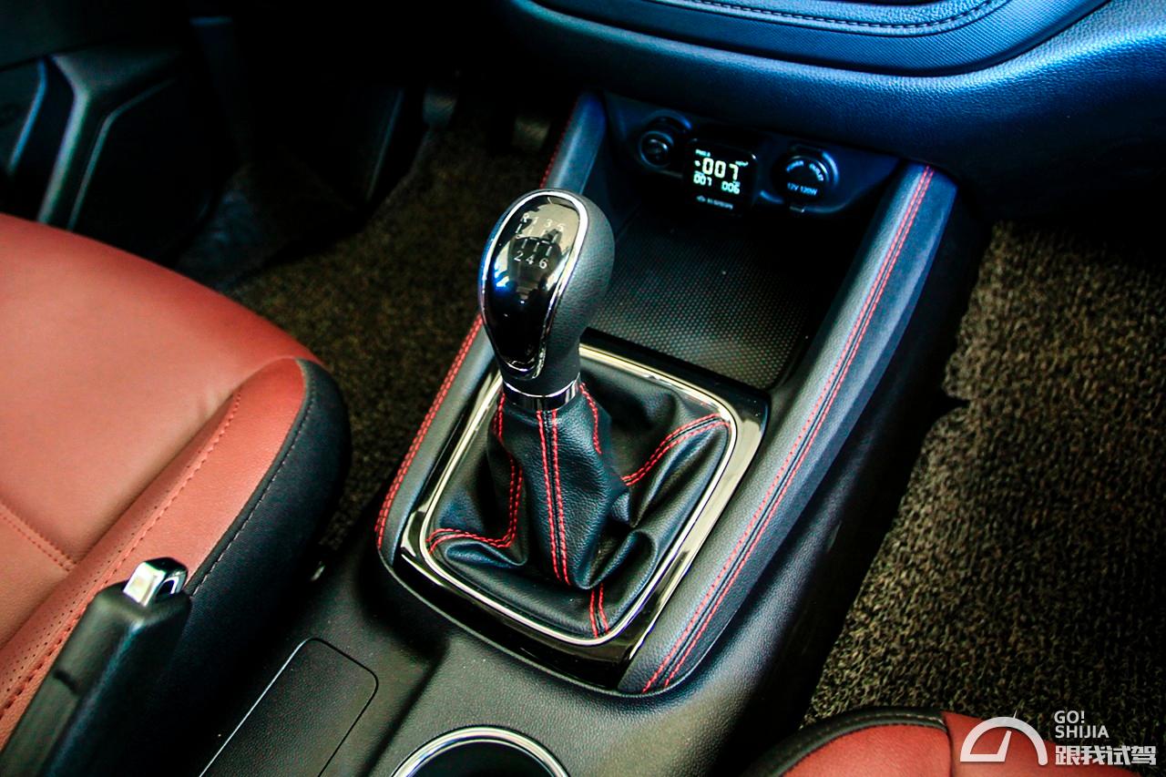 长安欧尚a800试驾,长安欧尚x51.6lcvt尊贵版试驾