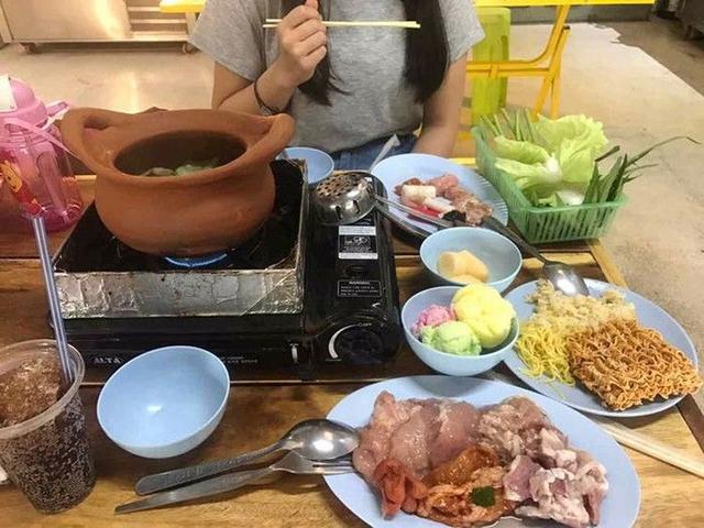 啦啦旅行-此文有毒！看完导致胃疼.....