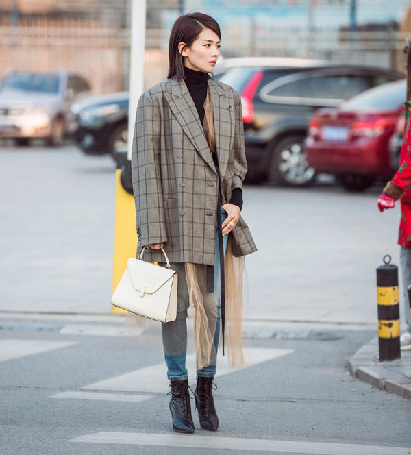 欢乐颂2同款都有什么,欢乐颂2红色蝴蝶包多少钱