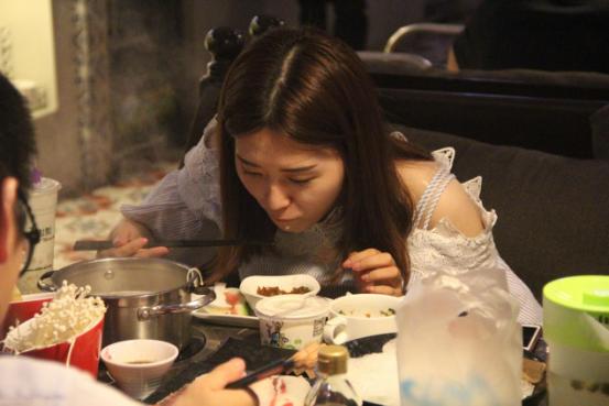 一匹黑马席卷火锅市场，品尚带你飞！