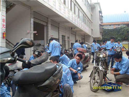 开一家电动车维修店有前途吗,电动车维修行业以后会有前途吗