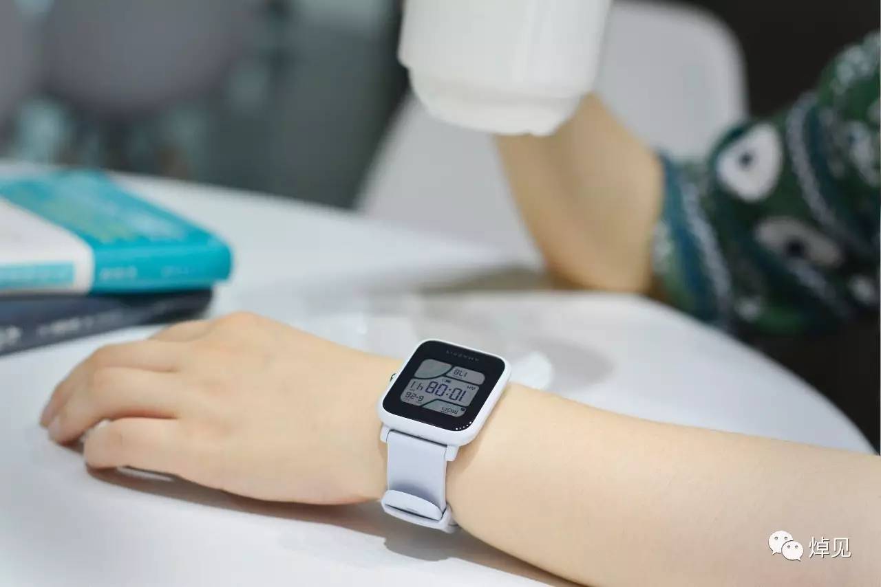 贴身智能手表,72小时快40秒机械表正常吗