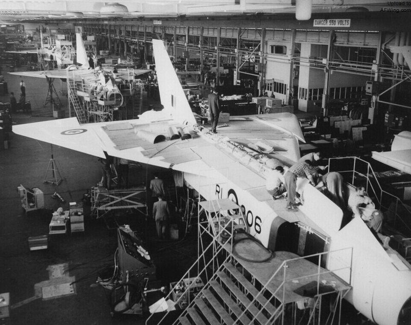 小国雄鹰XⅣ世界最愚蠢的决定——加拿大的断箭