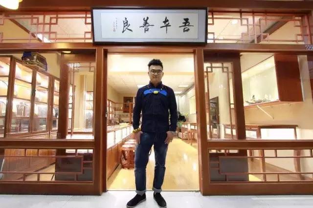 玩蜜蜡的生肖,玩蜜蜡的男人是什么样的人