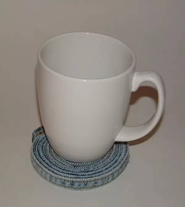 破旧牛仔裤如何废物利用,旧的牛仔裤怎么变废为宝