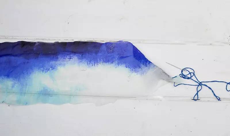 破旧牛仔裤如何废物利用,旧的牛仔裤怎么变废为宝