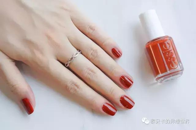 夏日冰透色指甲油,夏季指甲油又显白又霸气的颜色