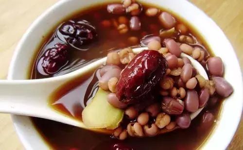 湿气不除，后患无穷！高温来临，你需要给自己一些“特别的关心”