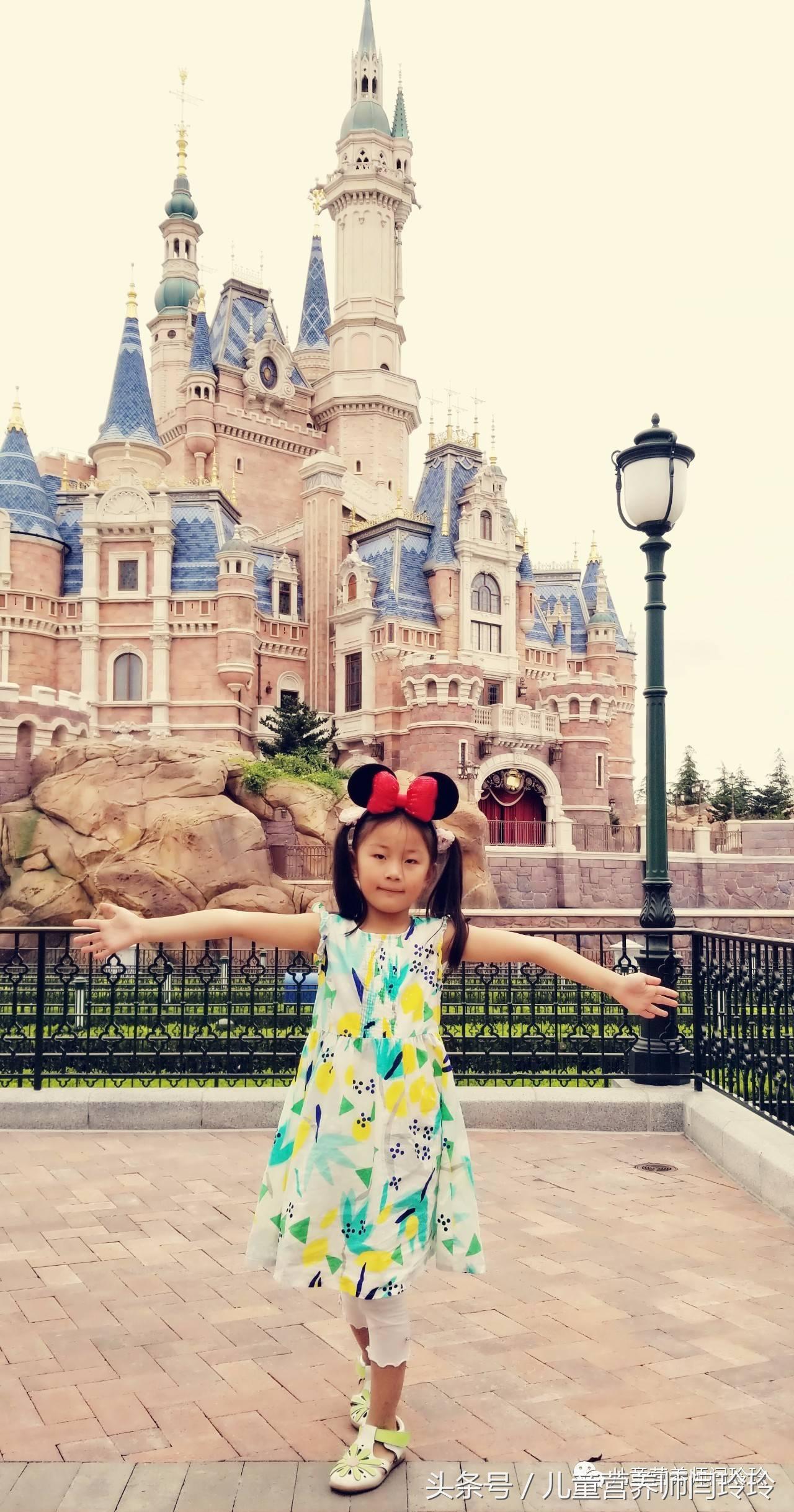 迪士尼实现小朋友们的公主梦,迪士尼是每个女孩的公主梦