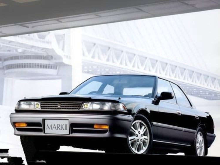 谈情怀还行，谈性能还差的远一些，锐志真的一蹶不振还是会奋起直追？