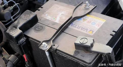 电瓶没电搭线着火后还是打不着火,汽车没电怎么用电瓶搭电教程