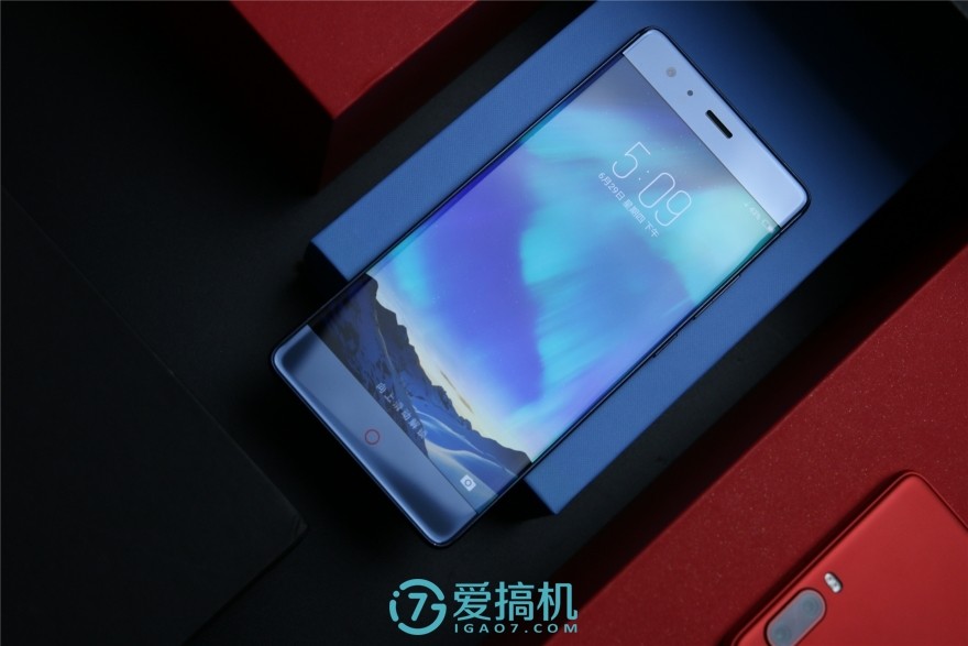 努比亚z17手感真好,努比亚z17的835是满血版吗