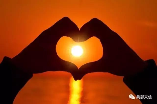 军嫂要不要辞职做全职妈妈,军嫂放弃工作随军好吗