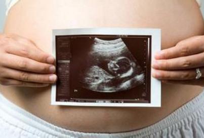 孕期肚子很痒怎么回事,孕妇肚子痒是宝宝长得快吗