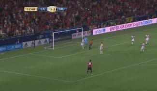 拉什福德18分钟双响，曼联首秀大胜银河！但穆帅要开吹风机了