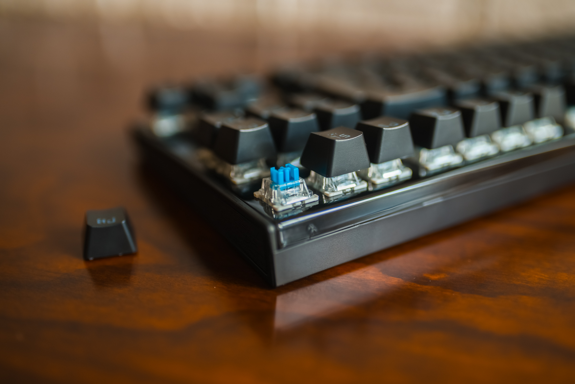 百元价位带背光的键盘,百元左右的机械键盘测评