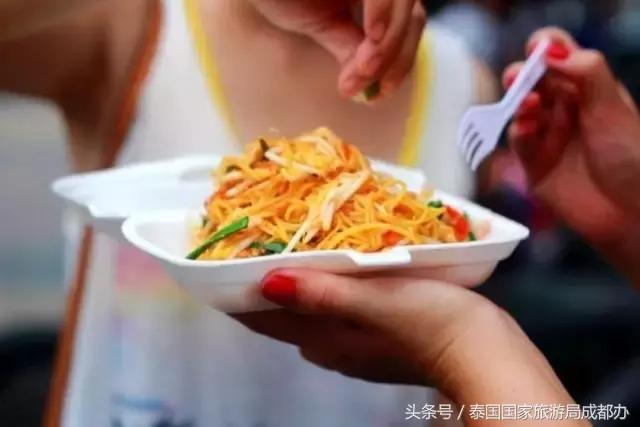 泰国100元一吨的食物,泰国100元小吃