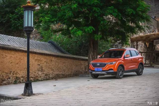 1.6l自然吸气的suv走长途够不够用,比较实用的一款车奔腾x40用车感受