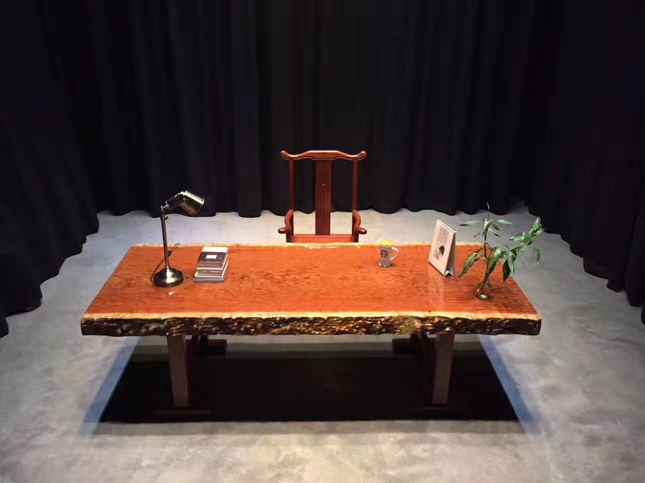 实木大板如何养护好看,未上漆的实木家具怎么保养最好