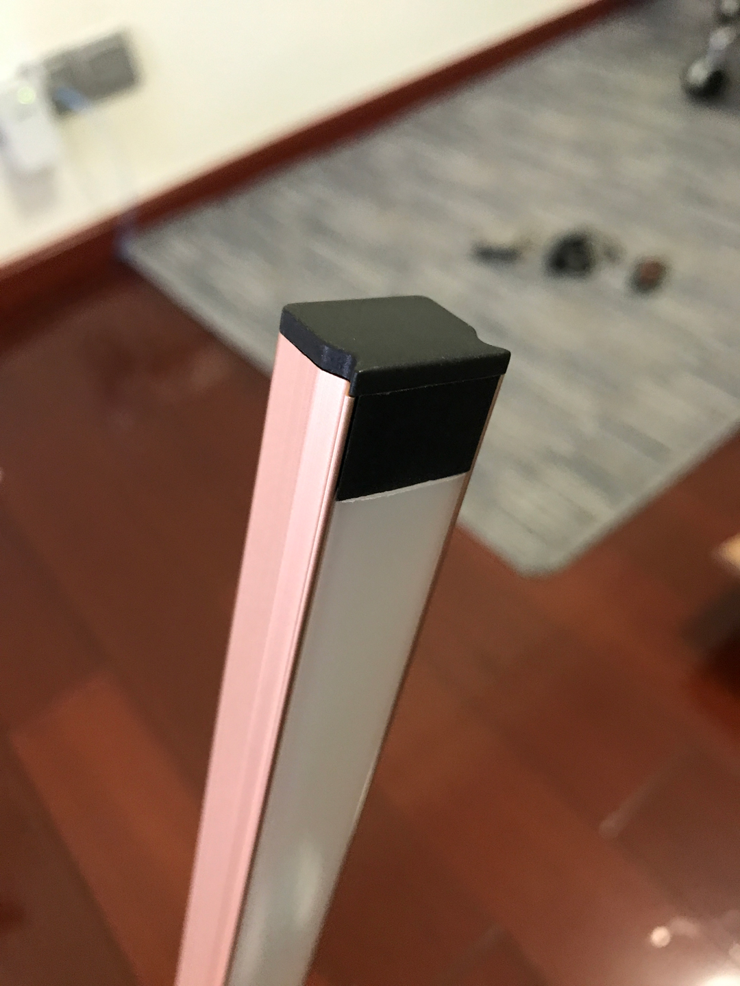 暂时了却心愿可调光LED台灯开箱及使用分享